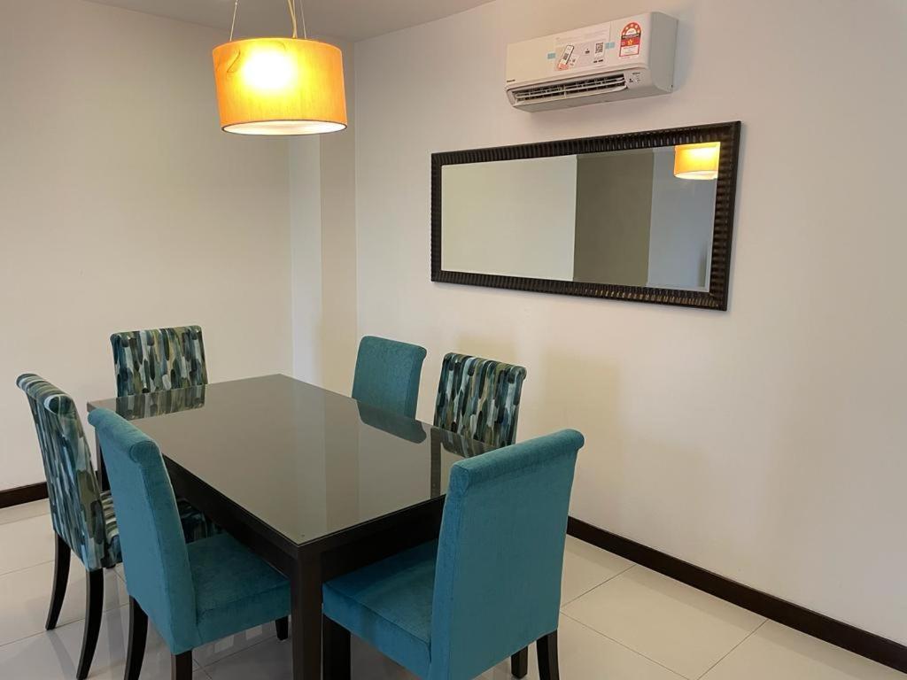 The Nomad Serviced Residences Bangsar Kuala Lumpur Exterior foto